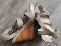 Steve Madden Wedges Keilsandalette gold beige 38 Nordrhein-Westfalen - Elsdorf Vorschau