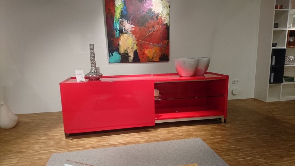 Anrichte / Sideboard / Raumteiler rot Hochglanzlack, Contur 5800 in Mallersdorf-Pfaffenberg