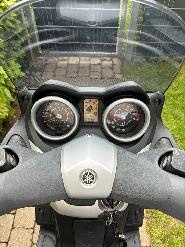 Yamaha Xmax 250 TÜV NEU in Göttingen