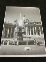 Vatikan-Petersplatz- Fotographie mit linkem Brunnen und Fassade d Baden-Württemberg - Mahlberg Vorschau