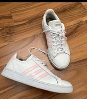 Adidas turnschuhe sneaker weiß- rosa cloudfoam comfort Sachsen - Markkleeberg Vorschau