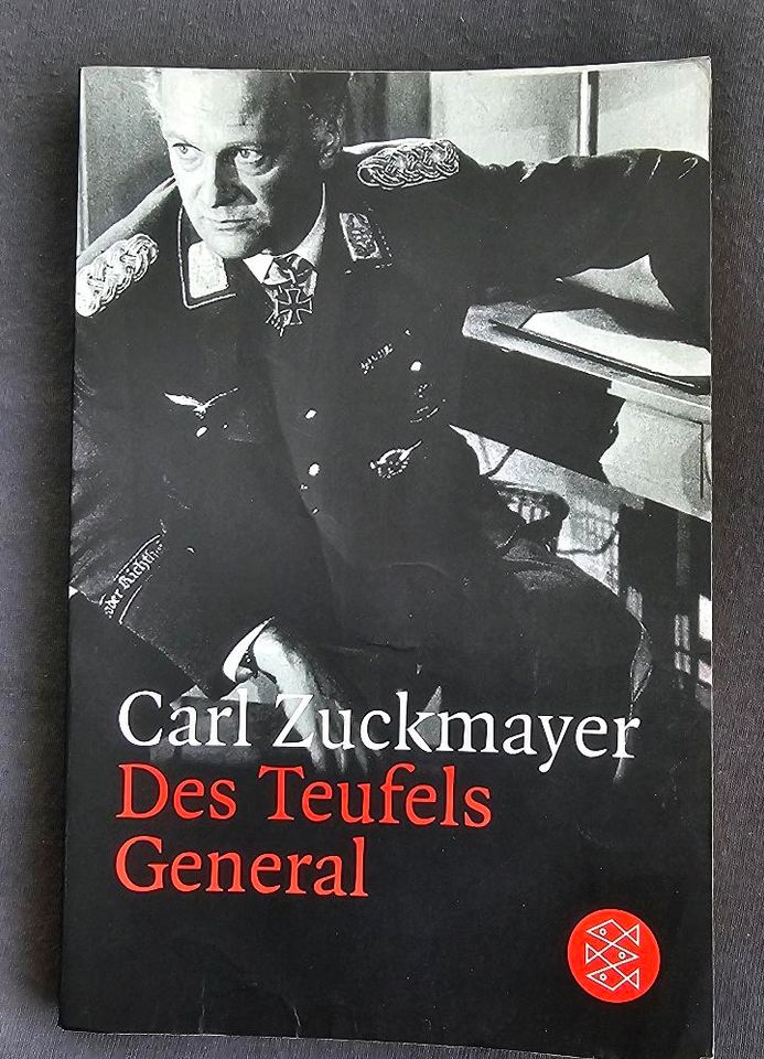 Des Teufels General | Carl Zuckmeyer in Remscheid