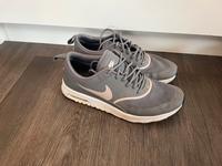 Nike Schuhe Damen Größe 39 Nordrhein-Westfalen - Kirchlengern Vorschau