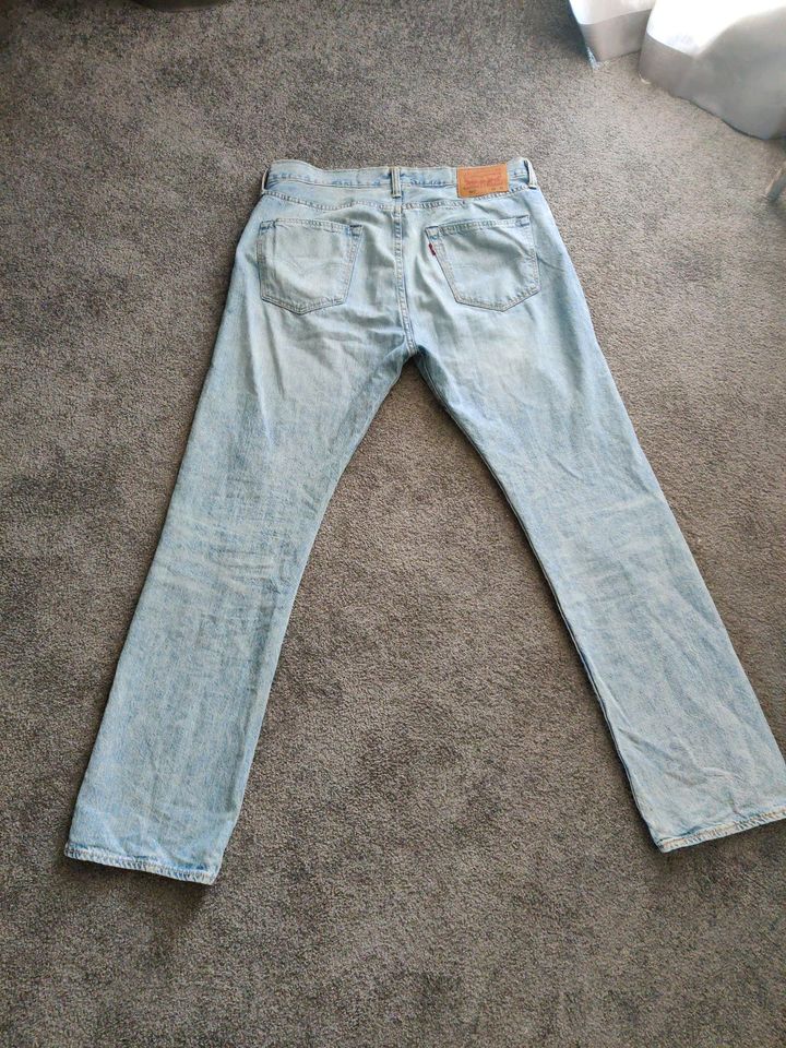 Gebr. Levis Jeans hell Weite 34 Länge 32 in Essen