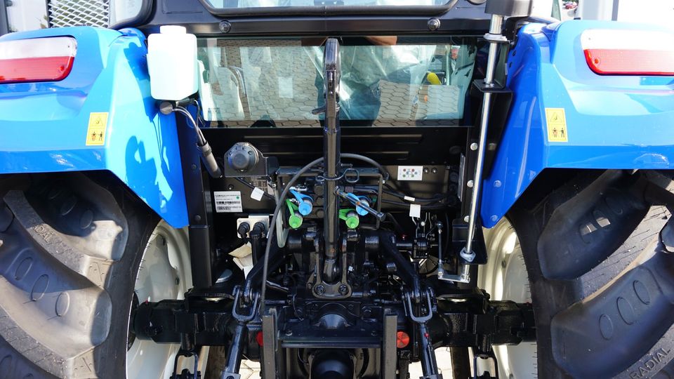 NEW HOLLAND T 4.75  sofort verfügbar in Rötz