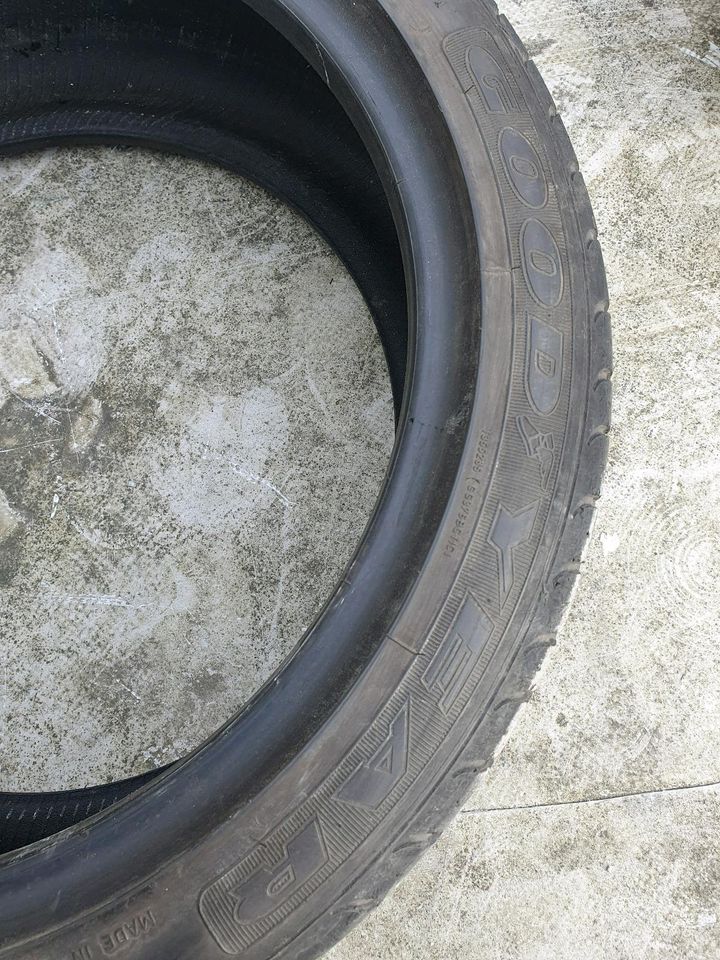 GoodYear Runflat Sommerreifen 225/45R18 91Y in Essen