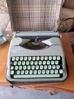 Reise Schreibmaschine Hermes Retro Vintage Nordrhein-Westfalen - Langerwehe Vorschau