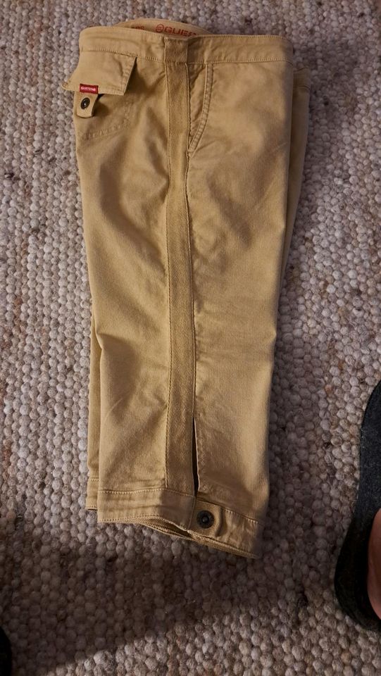 Сарrihose von Guess in Farbe Camel. Größe 36 in Erlenbach