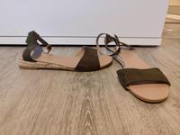 Sandalen Größe 40 Essen - Essen-Borbeck Vorschau