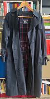 Original Burberry Trenchcoat in dunkelblau. Pankow - Prenzlauer Berg Vorschau