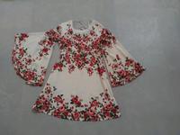 Kleid mit Blumen und Fledermausärme in gr. S/ M Bayern - Cadolzburg Vorschau