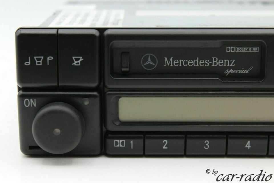 Mercedes Special BE2210 AUX-IN MP3 R170 Radio SLK-Klasse C170 CC in Gütersloh