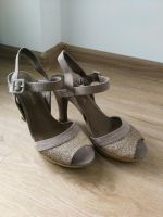 Tamaris Peeptoe Pumps Gr. 37 braun/gold Hessen - Hohenahr Vorschau