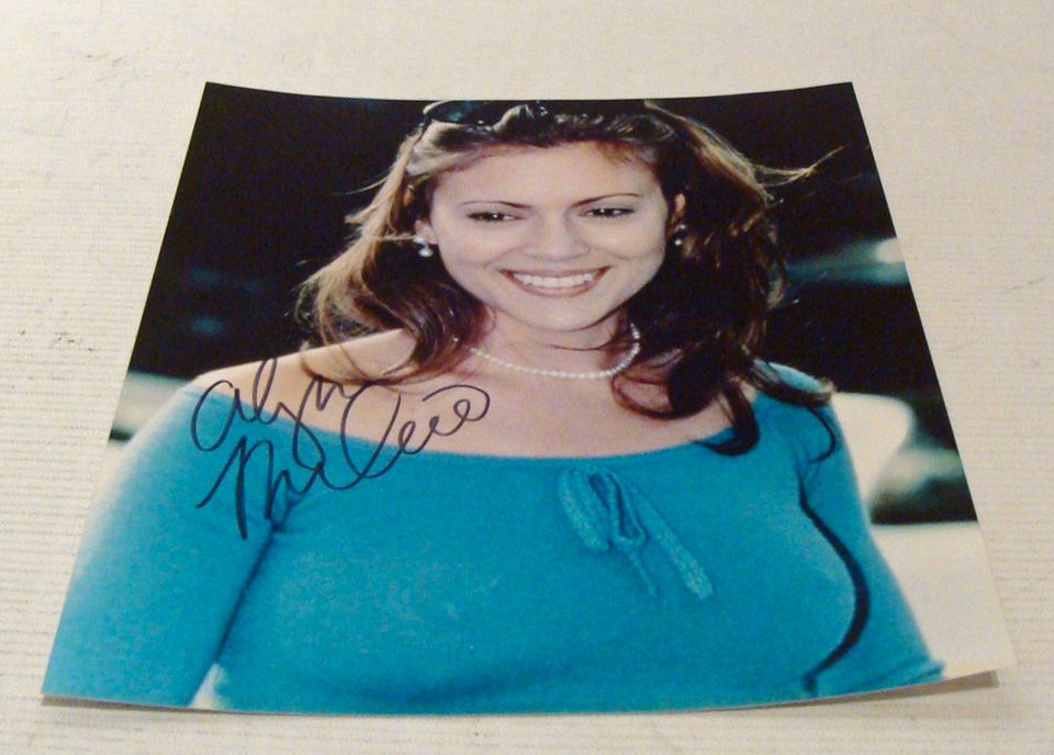 Autogramm - Alyssa Milano signiert 20x25 cm mit COA in Frankfurt am Main