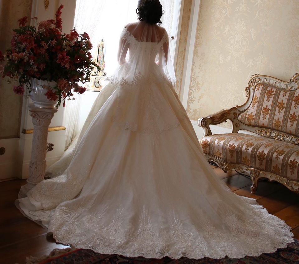 Brautkleid Hochzeitskleid in Oberhausen