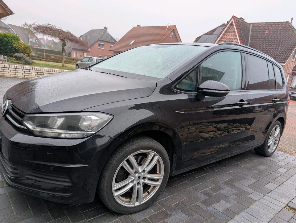 VW Touran 1.6tdi 7 Sitzer in Lotte