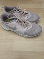 Nike Sneaker Sportschuhe Gr 40‘Damen lila Bayern - Neufahrn in Niederbayern Vorschau