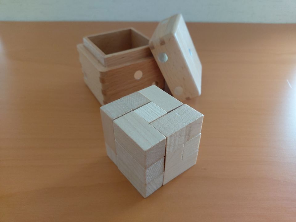 Dice Box Würfelrätsel Echtholz Geschenktipp in Würselen