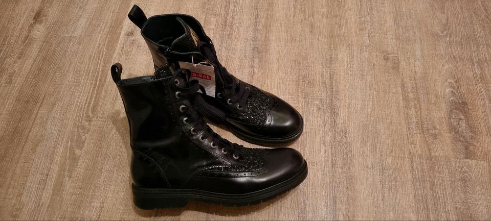 RED-RAG Schuhe Stiefel Gr. 40 schwarz in Bielefeld