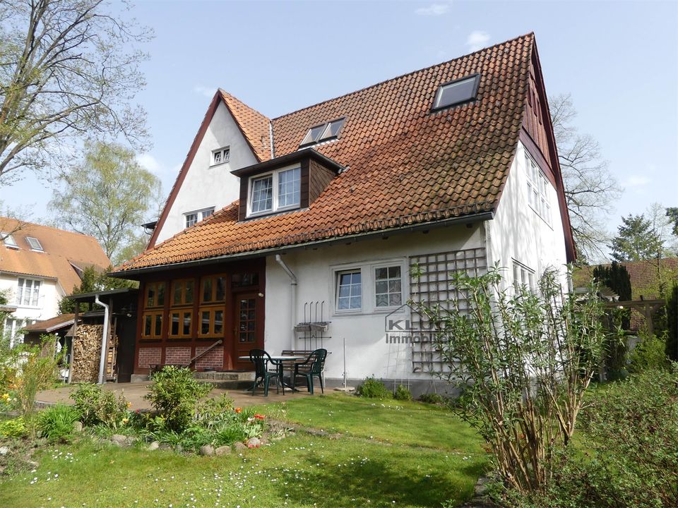 Frohnau! Charmante Landhaus-Villa (Bj. 1911) mit schönem Sonnengarten unweit Zeltinger Platz in Berlin