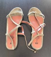 Sandalen von HM Größe 38 Leipzig - Leipzig, Zentrum-Nord Vorschau