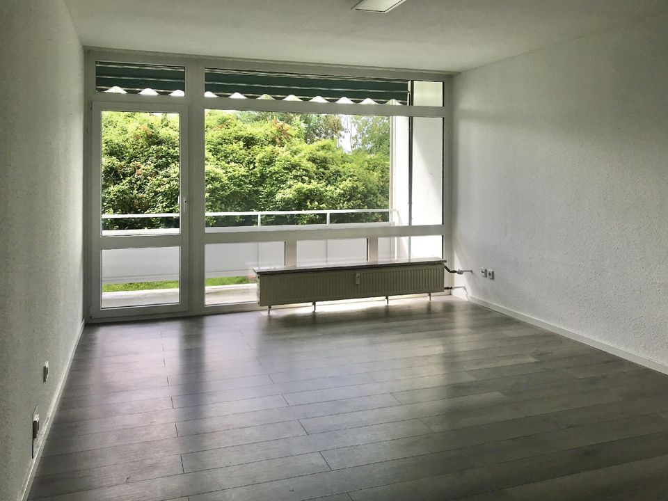 Modernisierte 36m2 1 Zimmer Wohnung mit separater Küche und Balko in Göttingen