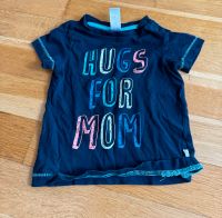 T-Shirt „Hugs for Mom“ Gr. 80 Neuhausen-Nymphenburg - Neuhausen Vorschau