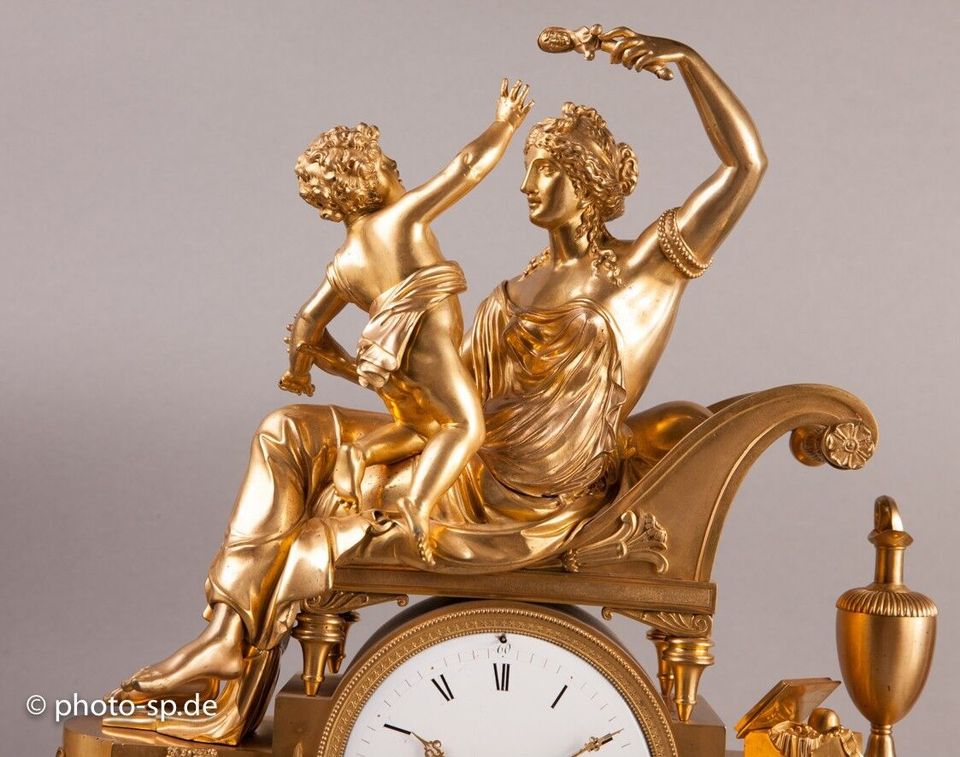 Empire Pendule Bronze Vergoldet Directoire Kaminuhr Antike Uhr in Wennigsen