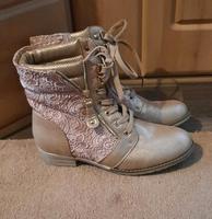 Damen Stiefeletten gr.40 Nordrhein-Westfalen - Lüdinghausen Vorschau