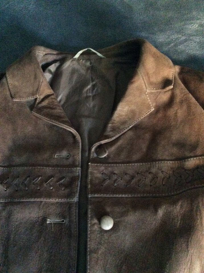 Jacke / Velour / Leder / Braun / Versand incl. / mind. 50 Jahre in Polch