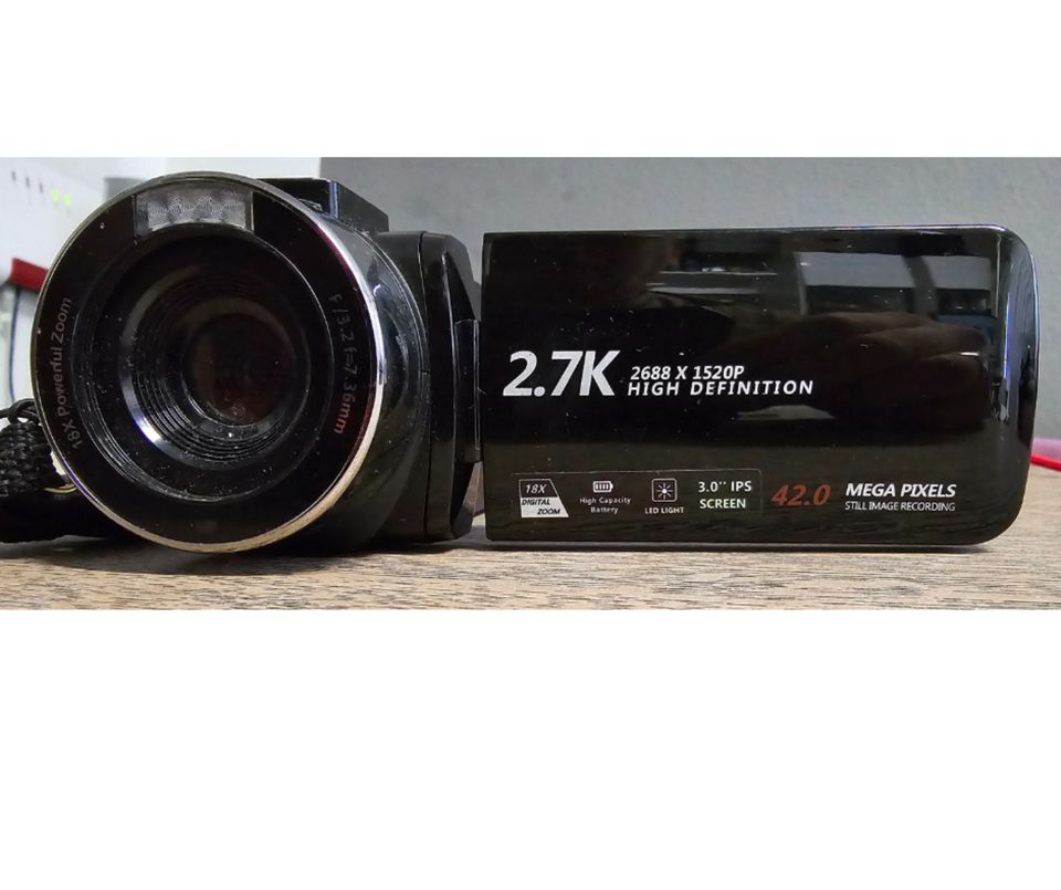 Videokamera Camcorder 2.7K 42MP in Moers