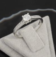 WERT 1990 € BRILLANT RING (ca.0,40ct) 14 K WEIßGOLD vxlt 83265 Essen - Altenessen Vorschau