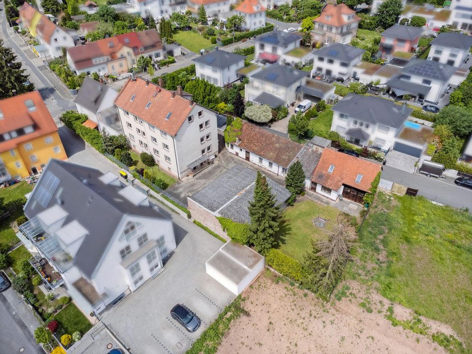 Solides Mehrfamilienhaus mit 6 Einheiten in sehr guter Lage von Zirndorf in Zirndorf