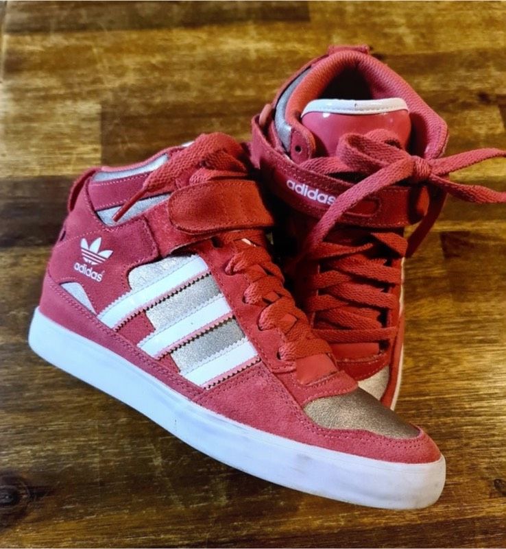 Adidas high up 38,5 mit keilsbsatz in Hamburg