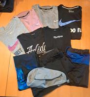 Tolles Damen Nike Sportset Gr .M Hessen - Karben Vorschau