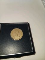 Queen Elisabeth  one pound Coin uniteo kingdo 1983 Niedersachsen - Oldenburg Vorschau
