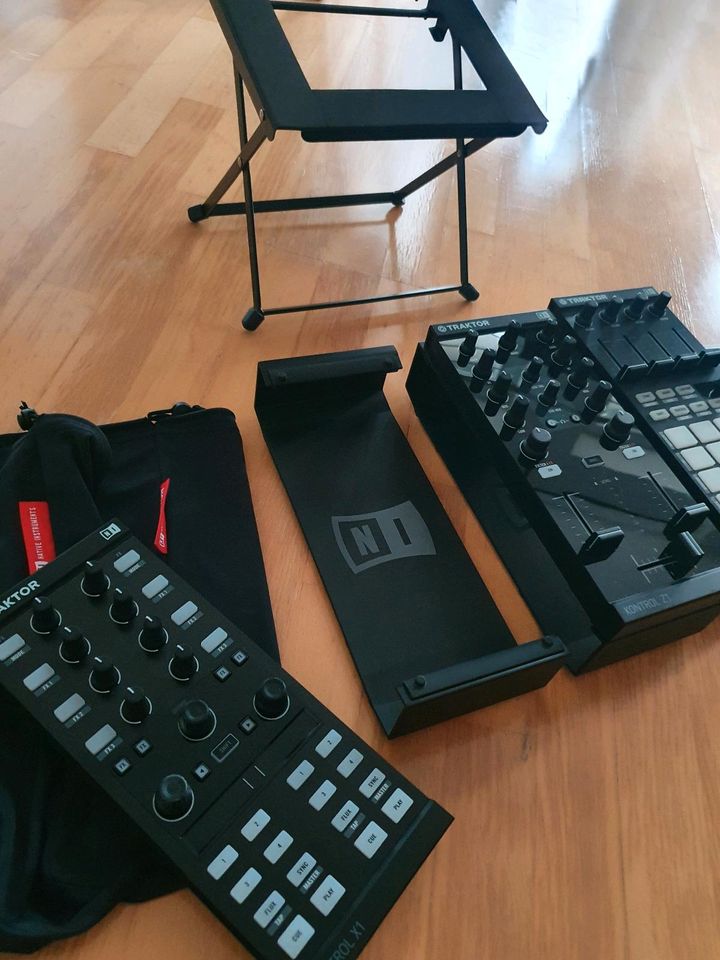 Mega Deal - Native Instruments - DJ Controller Set - TOP in Prien