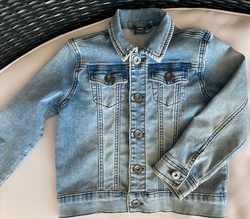 Jeansjacke Babyface Größe 104 in Brackenheim