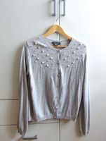 Cardigan Perlen Strickjacke Grau Meliert Primark Gr. 40 Nordrhein-Westfalen - Leverkusen Vorschau