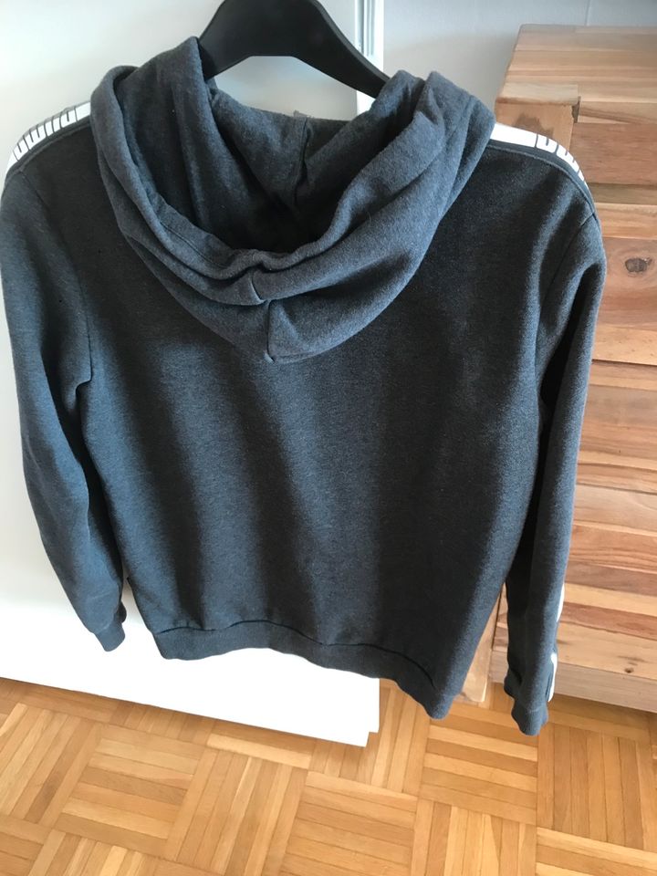 Sweatshirt Jacke S von Puma in Reinbek