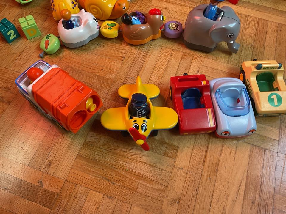 Playmobil 123 Konvolut Autos, Flugzeug, Kindergarten, Rakete, Zug in Heilbronn
