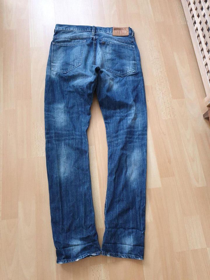 Jeans  - Herren  30/32 in Leipzig