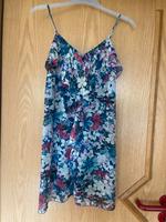 GUESS Kleid XS Hessen - Bad Arolsen Vorschau