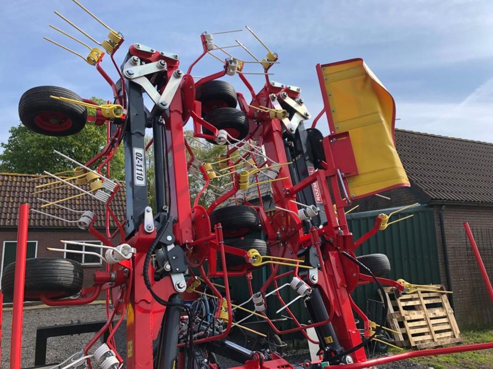 Rozmital OZ-1110 Heuwender kein krone, kuhn, claas, fendt in Bunde