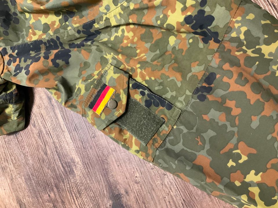 Bundeswehr Nässeschutzjacke, flecktarn - MilTec in Wentorf