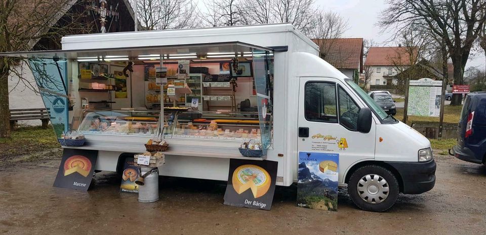 Verkauf von Bio Käse auf regionalen Wochenmärkten in Tirschenreuth