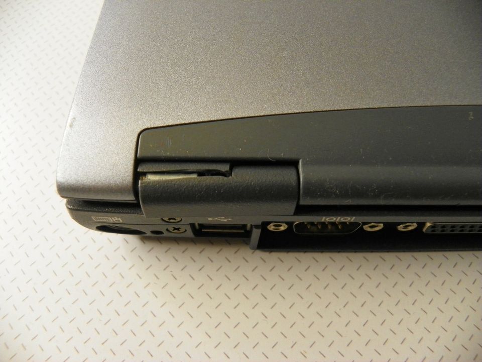 HP Omnibook 6100+HP f1452b mini dock+View Sonic VG 2230wm in Falkenstein/Vogtland