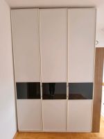 Kleiderschrank weiß, 2,35x1,50x0,62m Baden-Württemberg - Freudenberg Vorschau