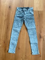 H&M Slim Jeans grau-blau 158 Bayern - Obertraubling Vorschau