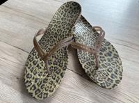 Crocs Zehentrenner 38/38,5 W8 Rheinland-Pfalz - Asbach Vorschau